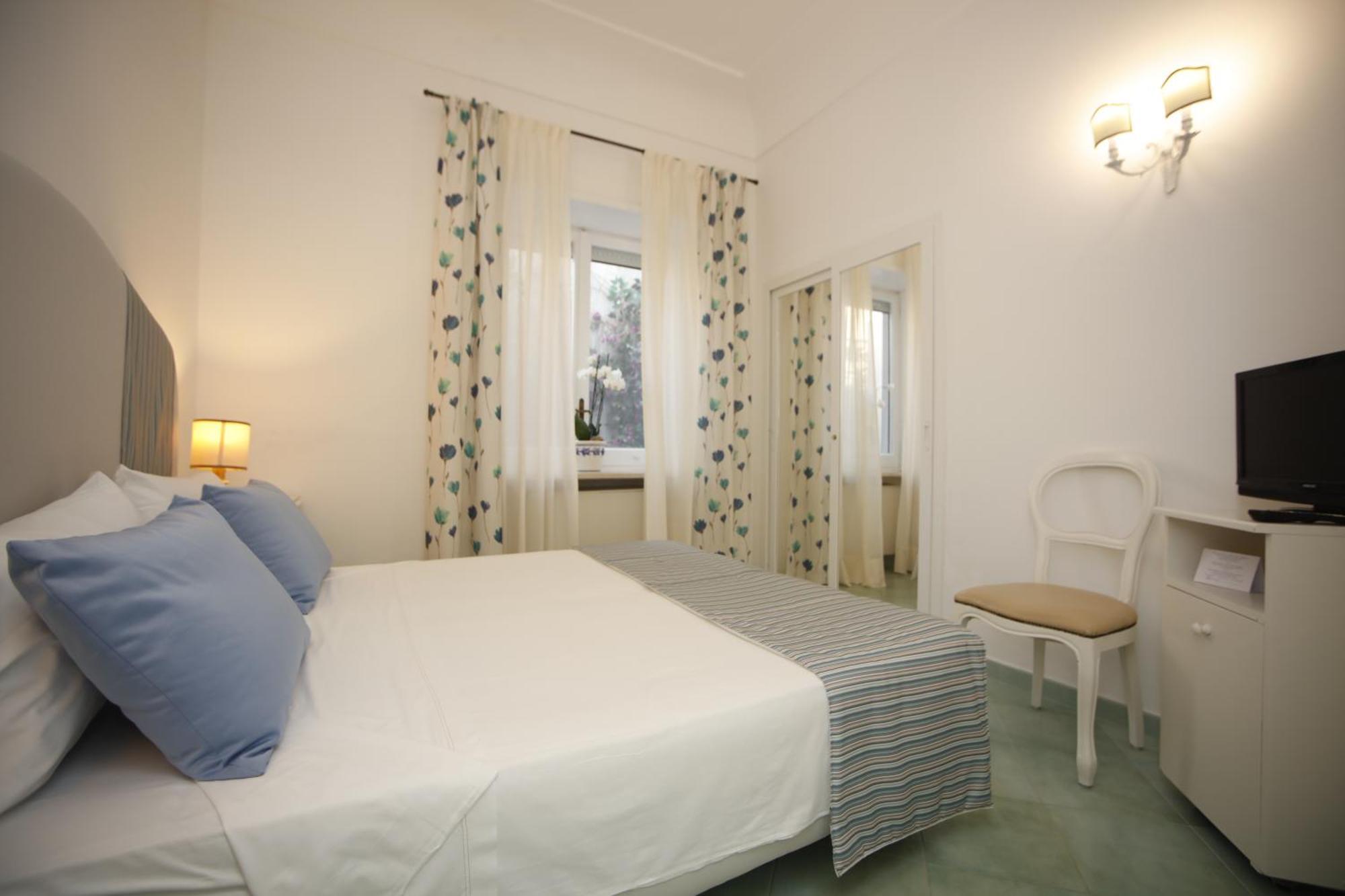 Hotel San Felice Capri Camera foto